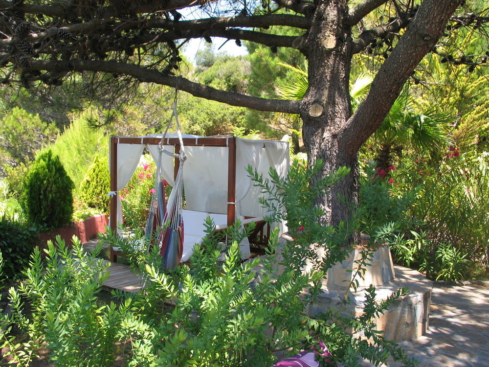 DDG Retreat Hotel Casares Exterior foto